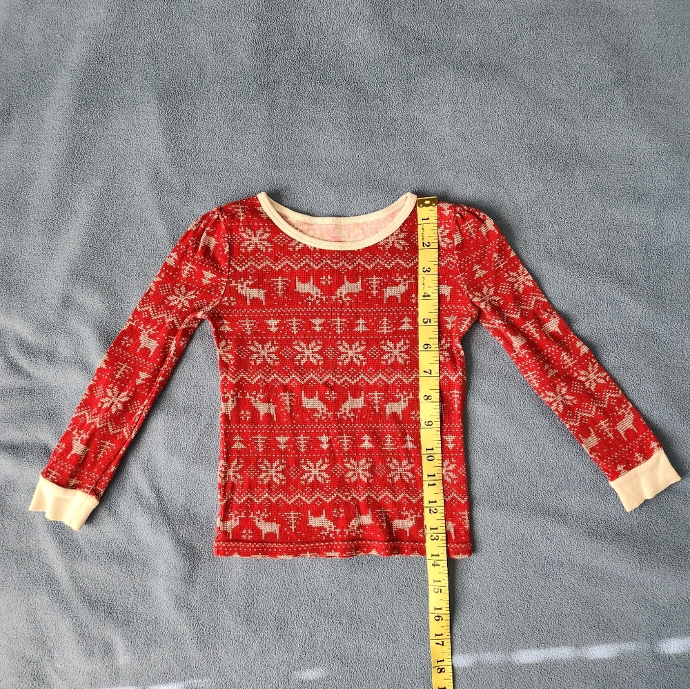 BUNDLE AND SAVE: Pre-owned Girl 4T Holiday Long-Sleeve Top